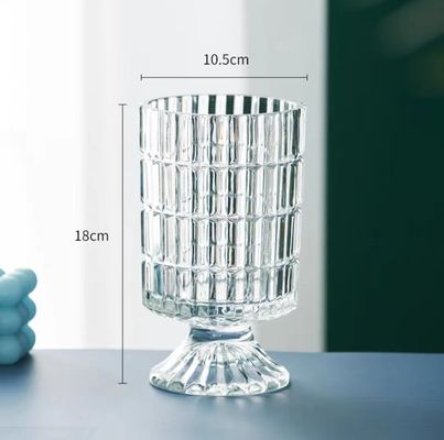 Pedestal Big Base Glass Bouquet Vase Embossed Glass Vase Hydroponic Glass Transparent Vase for Home Office Wedding