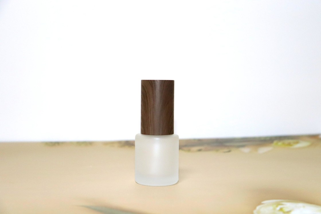 20ml Empty Refillable Frosted Glass Cosmetic Jars with Screw Cap